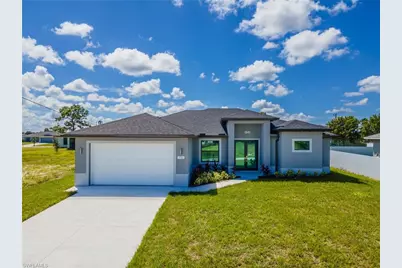 1726 NW 20th Ter, Cape Coral, FL 33993 - Photo 2
