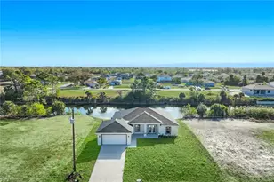 2823 NE 5th Pl, Cape Coral, FL 33909 - Photo 2