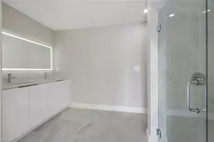 2823 NE 5th Pl, Cape Coral, FL 33909 - Photo 16