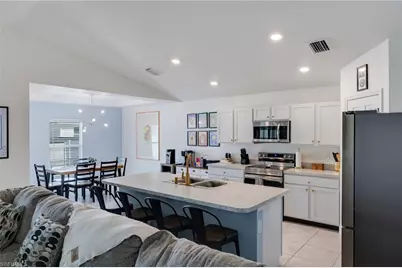 1351 NW 13th Pl, Cape Coral, FL 33993 - Photo 4