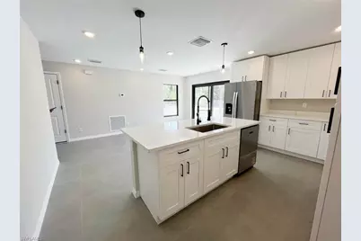 27487 Sunset Dr, Punta Gorda, FL 33955 - Photo 12