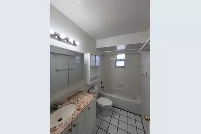 931 SE 23rd Pl, Cape Coral, FL 33990 - Photo 16