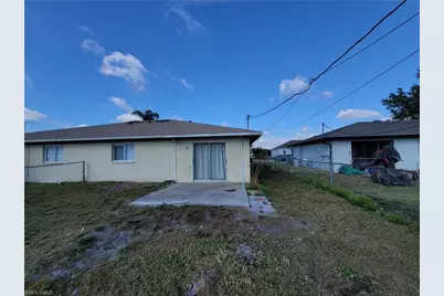 931 SE 23rd Pl, Cape Coral, FL 33990 - Photo 20