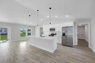 1105 NW 21st Ave, Cape Coral, FL 33993 - Photo 8