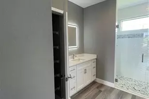 610 Floyd Ave S, Lehigh Acres, FL 33976 - Photo 12