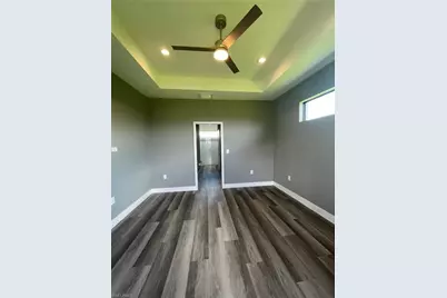 610 Floyd Ave S, Lehigh Acres, FL 33976 - Photo 10