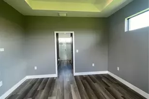 610 Floyd Ave S, Lehigh Acres, FL 33976 - Photo 10