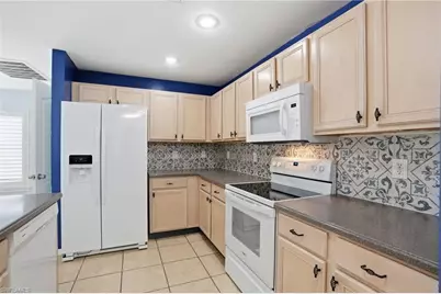 3622 NE 18th Pl, Cape Coral, FL 33909 - Photo 10