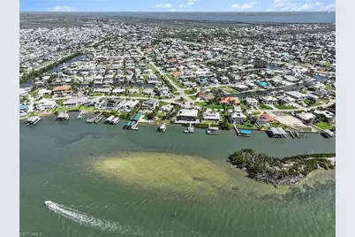 3656 Emerald Ave, Saint James City, FL 33956 - Photo 34