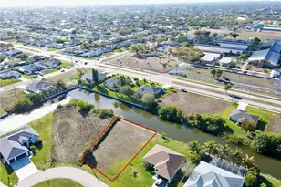 2102 SW 15th Terrace, Cape Coral, FL 33991 - Photo 10