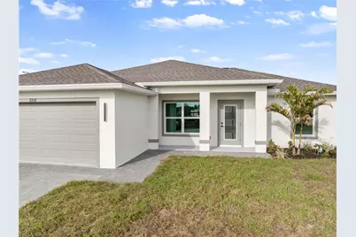 2212 NE 6th Ave, Cape Coral, FL 33909 - Photo 4