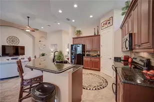 8601 Mercado Ct, Fort Myers, FL 33912 - Photo 8