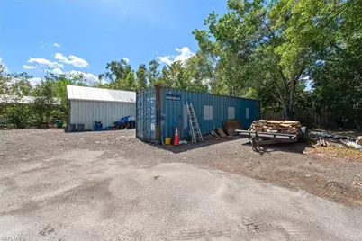 15710 Shamrock Dr, Fort Myers, FL 33912 - Photo 36