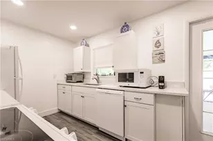 1942 Roseate Ln, Sanibel, FL 33957 - Photo 14