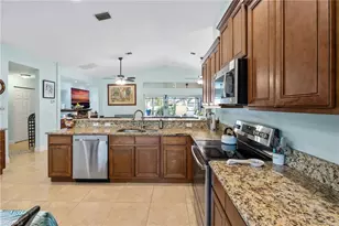 2114 SW 40th St, Cape Coral, FL 33914 - Photo 14