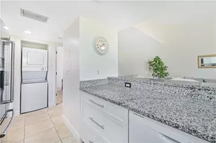 5530 Trailwinds Dr, Fort Myers, FL 33907 - Photo 10