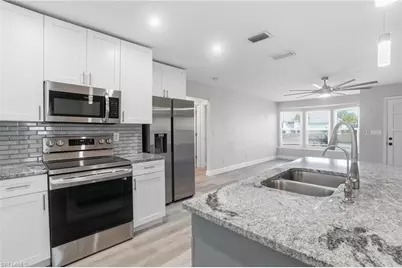 1206 SW 8th St, Cape Coral, FL 33991 - Photo 10