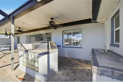 1504 NE 2nd Ter, Cape Coral, FL 33909 - Photo 30