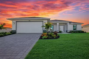 1818 NE 10th Pl, Cape Coral, FL 33909 - Photo 1