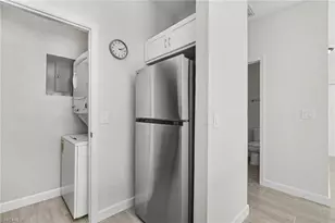 6081 Lakefront Dr, Fort Myers, FL 33908 - Photo 22