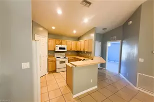 609/611 Hawthorne Ave S, Lehigh Acres, FL 33974 - Photo 12