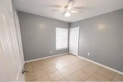 609/611 Hawthorne Ave S, Lehigh Acres, FL 33974 - Photo 6