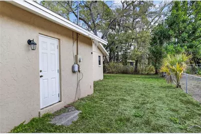 1938 Flamingo Dr, North Fort Myers, FL 33917 - Photo 24