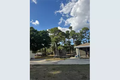 7 Hines Ave, Lehigh Acres, FL 33936 - Photo 10