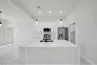 2700 NW 6th St, Cape Coral, FL 33993 - Photo 8