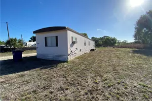 7877 Suncoast Dr, North Fort Myers, FL 33917 - Photo 2