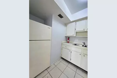1830 Maravilla Ave #510, Fort Myers, FL 33901 - Photo 12