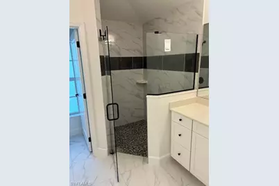 660 Ames St E, Lehigh Acres, FL 33974 - Photo 6