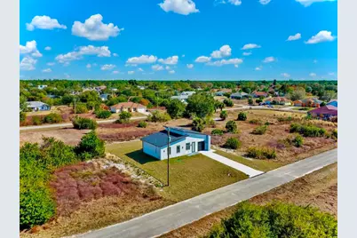 515 Croydon Ave S, Lehigh Acres, FL 33974 - Photo 22