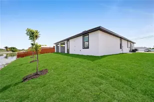 613 Gleason Pkwy, Cape Coral, FL 33914 - Photo 40