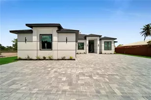 613 Gleason Pkwy, Cape Coral, FL 33914 - Photo 2