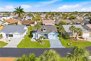 17718 Dracena Cir, North Fort Myers, FL 33917 - Photo 2