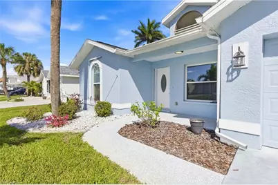 17718 Dracena Cir, North Fort Myers, FL 33917 - Photo 6