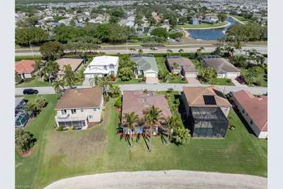 11005 Lakeland Cir, Fort Myers, FL 33913 - Photo 8