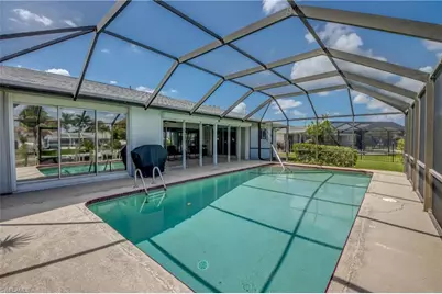 1633 SE 39th Ter, Cape Coral, FL 33904 - Photo 32