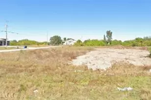 205 Pembroke St, Lehigh Acres, FL 33974 - Photo 2