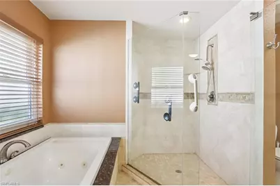 5118 Harrogate Ct, Naples, FL 34112 - Photo 16