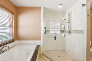 5118 Harrogate Ct, Naples, FL 34112 - Photo 16