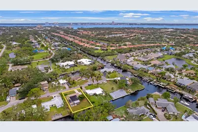 1003 April Ln, North Fort Myers, FL 33903 - Photo 28