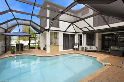 2104 NE 9th Pl, Cape Coral, FL 33909 - Photo 36