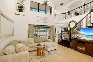 2104 NE 9th Pl, Cape Coral, FL 33909 - Photo 4