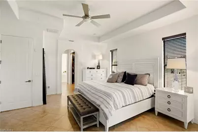 2104 NE 9th Pl, Cape Coral, FL 33909 - Photo 16