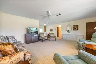 213 Richmond Ave S, Lehigh Acres, FL 33936 - Photo 8