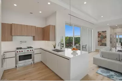 201 8th St S #309, Naples, FL 34102 - Photo 6