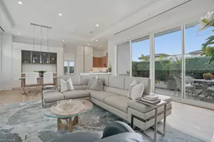 201 8th St S, Naples, FL 34102 - Photo 4