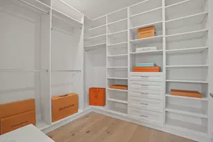 201 8th St S, Naples, FL 34102 - Photo 18